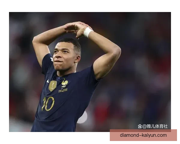 姆巴佩作为法国队长面临新赛季挑战，状态备受关注