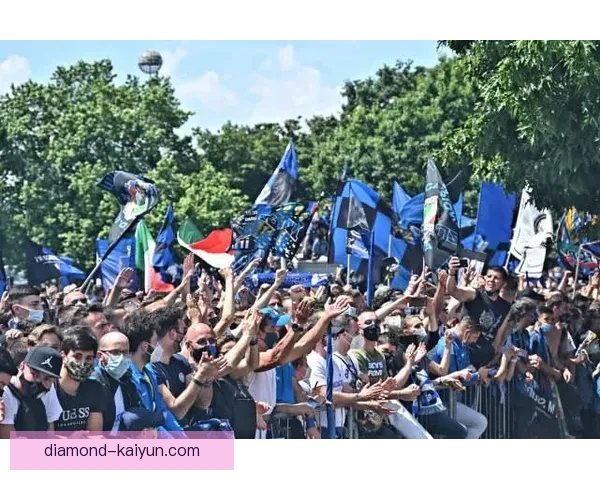 阿什拉夫在巴黎的生涯展望与球队竞争力增强密切相关